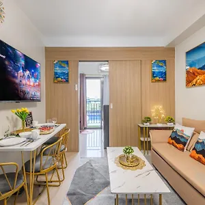 2 Side-by-side P00l Front Condos, 6 Beds, 2 Cr, 2 Kitchen For 10 Guests At Moa Manila